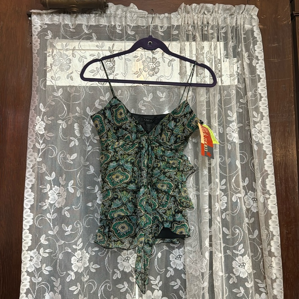 Laundry size Small / silk /new beautiful lightweight summer spaghetti strap tank